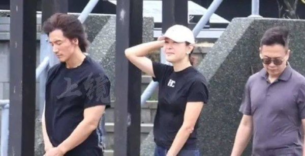 莆田安福相册 言承旭驾车赴金宝山诋毁大S，墓碑前落泪称其是生命紧要之东说念主