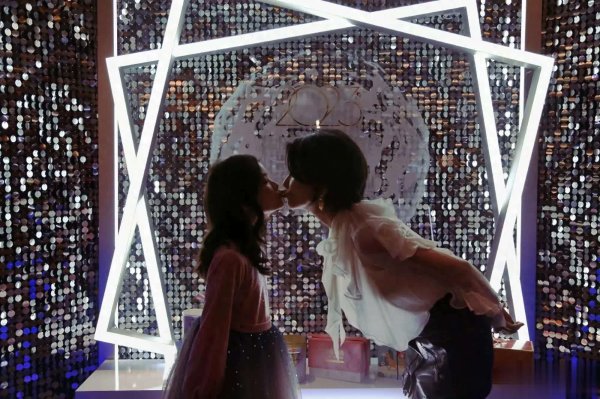 莆田安福家园 曹曦文唐菀董璇之女颜值曝光，女演员妮儿究竟多好意思？