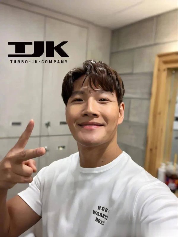 安福相册 49岁《Running Man》成员韩星金钟国告示成亲