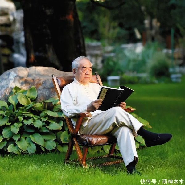 莆田安福家园 范曾好友揭露失联内幕，家眷内斗陷两难，继子晒全家福寻衅亲女儿